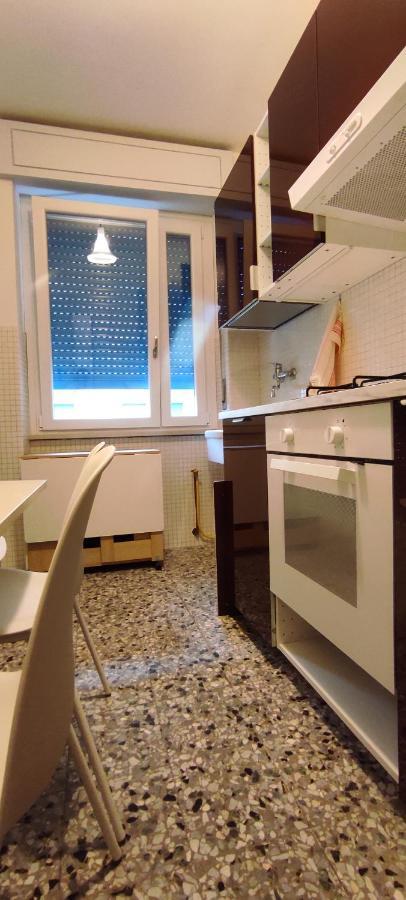 Casa Dante Appartement Riva del Garda Buitenkant foto